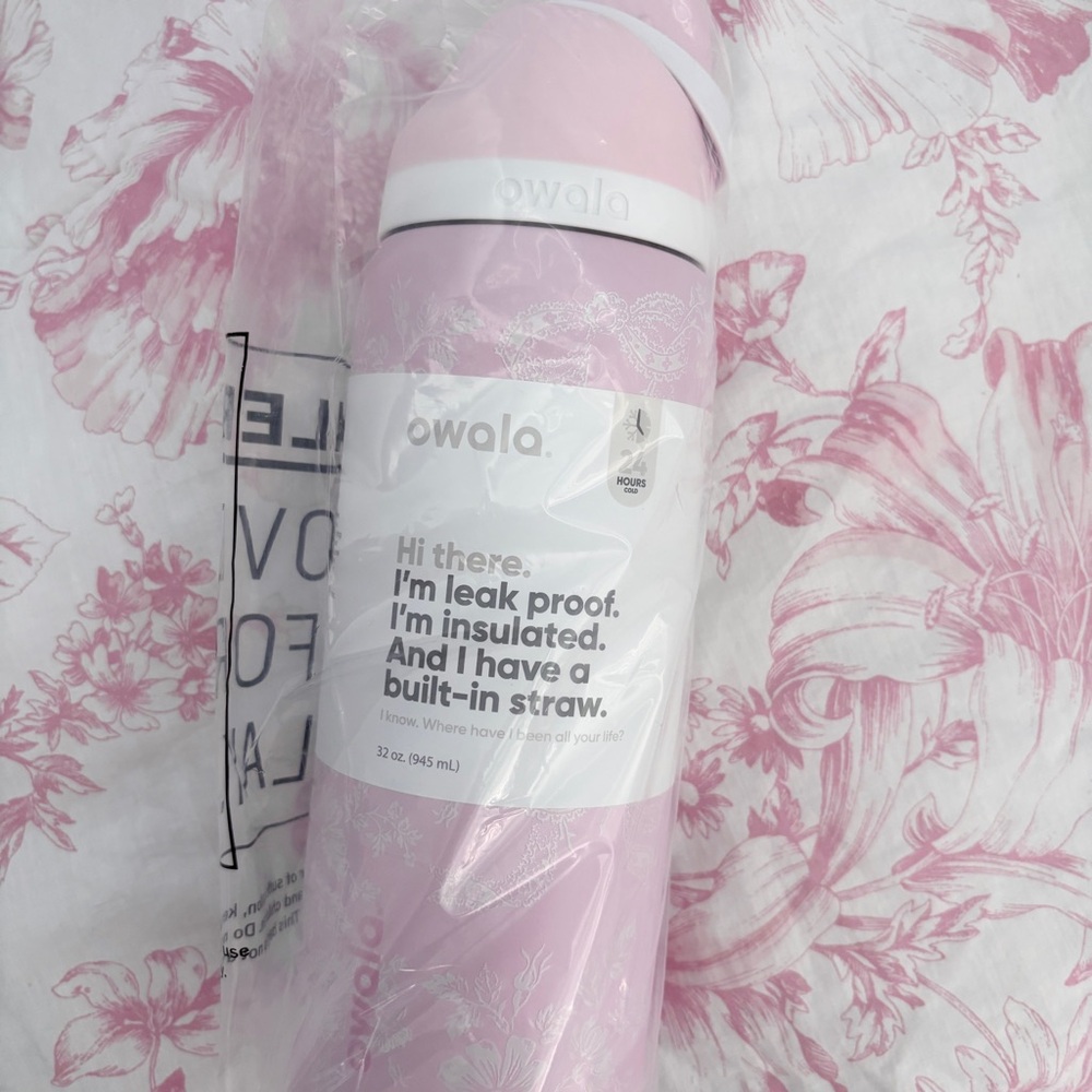 NWT Ribbon Toile Owala UO Exclusive FreeSip 32oz Water Bottle - Picture 2 of 11